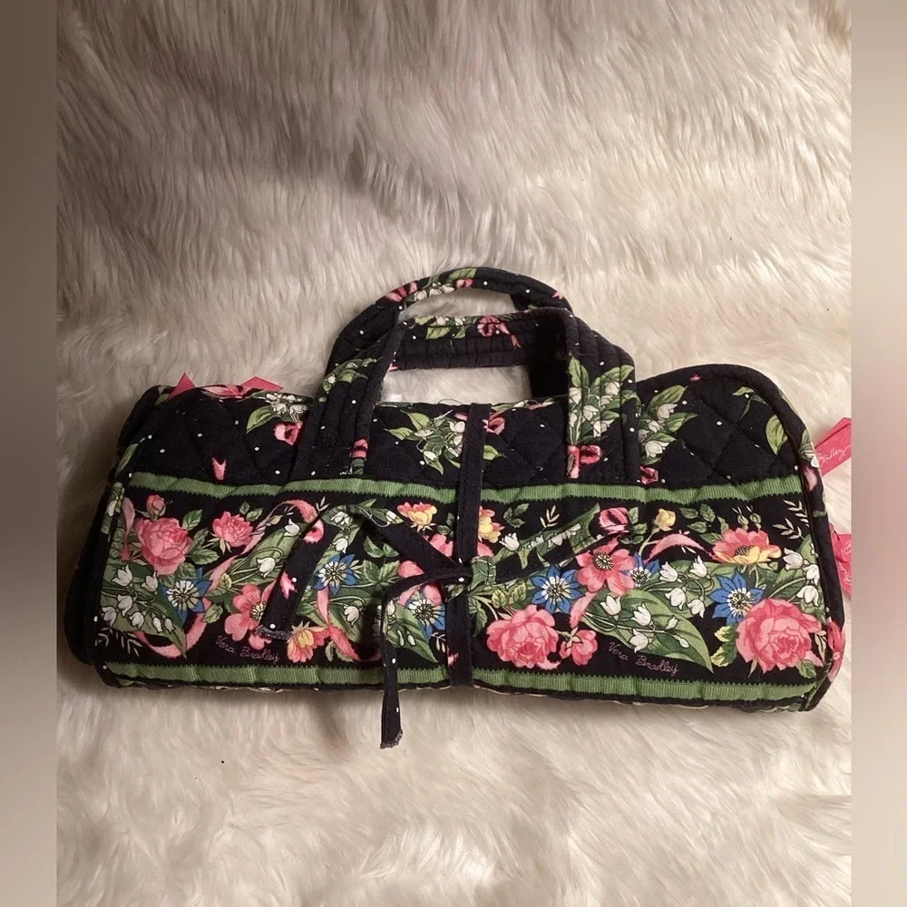 VERA BRADLEY  MAKE UP TRAVEL W/ 4 compartments
